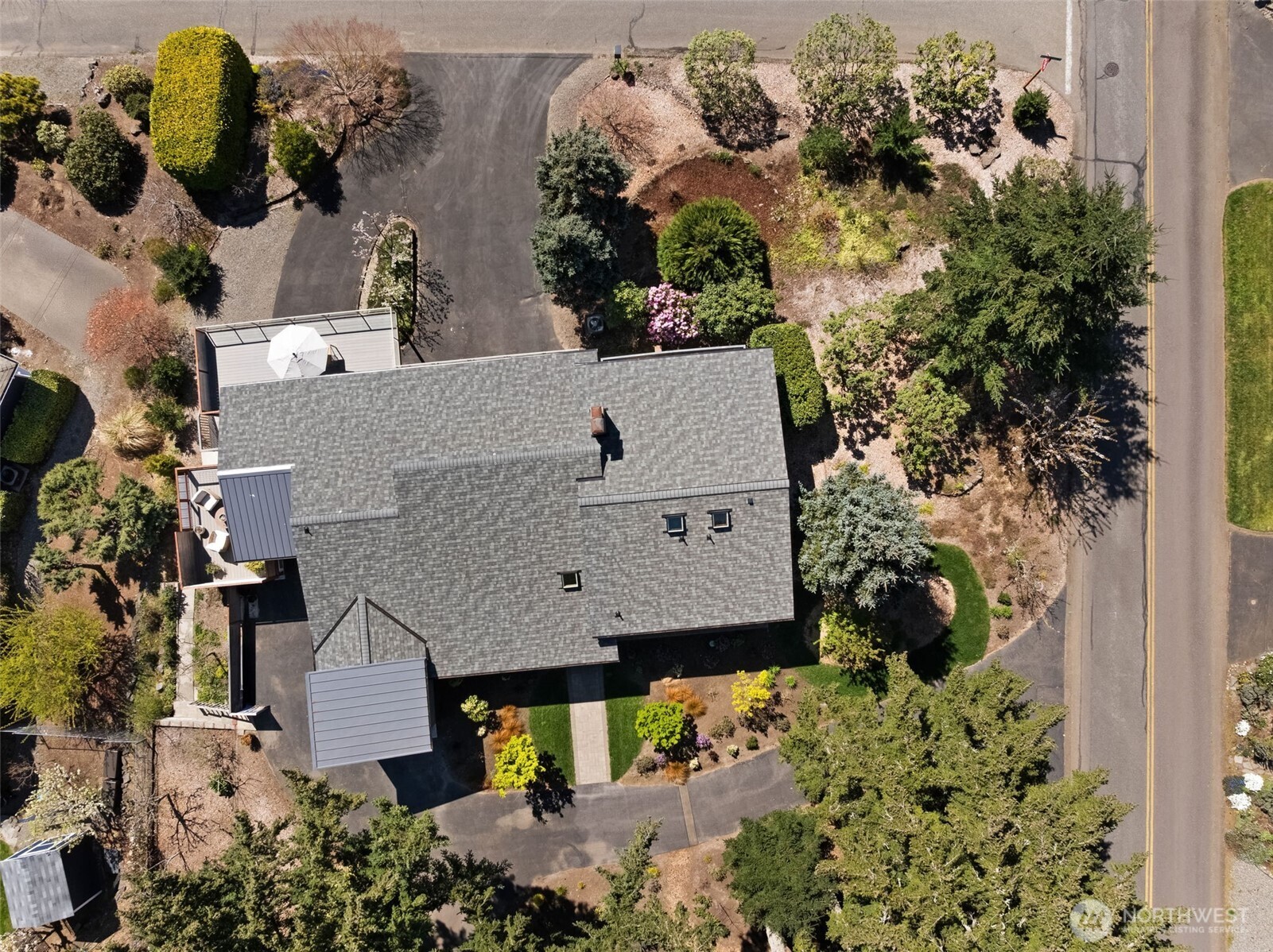 9701 Woodworth Avenue