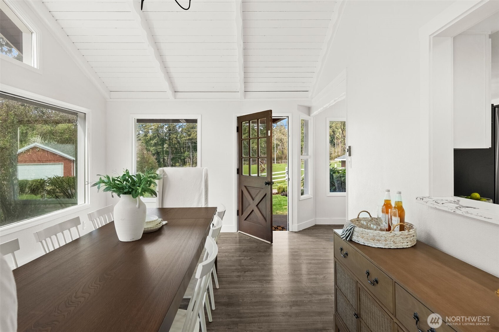 18110 Roberts Road NW