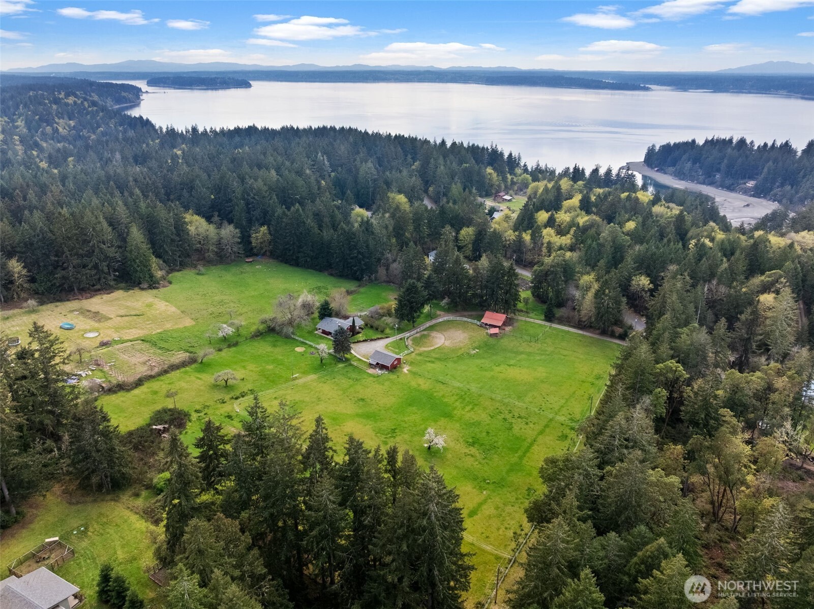 18110 Roberts Road NW