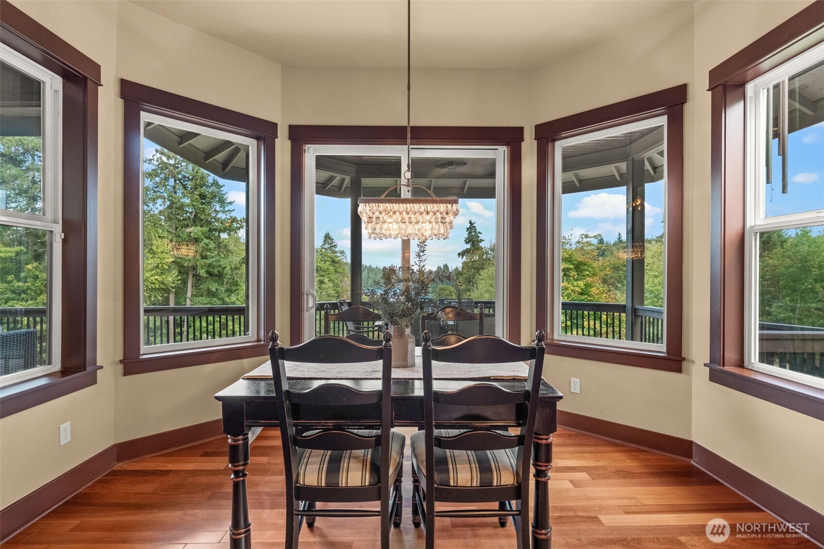 9915 Key Peninsula Highway NW