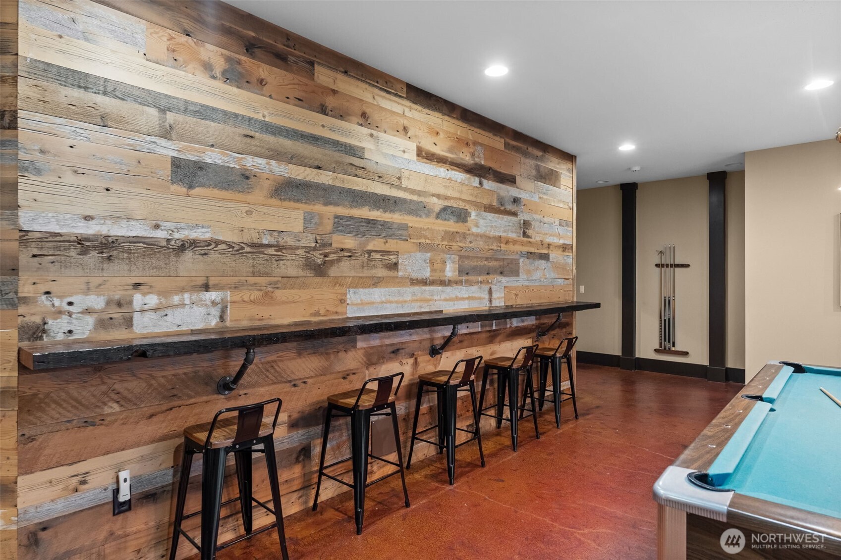 9915 Key Peninsula Highway NW