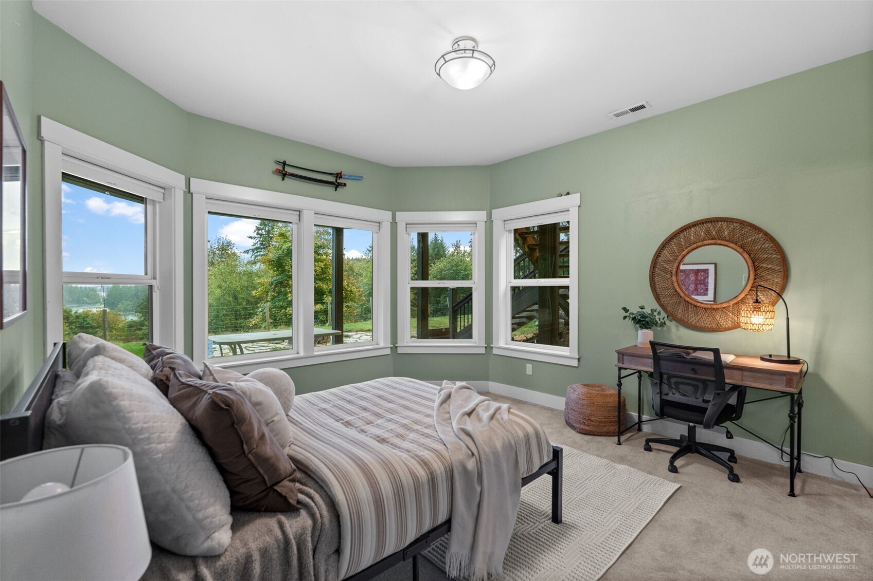 9915 Key Peninsula Highway NW