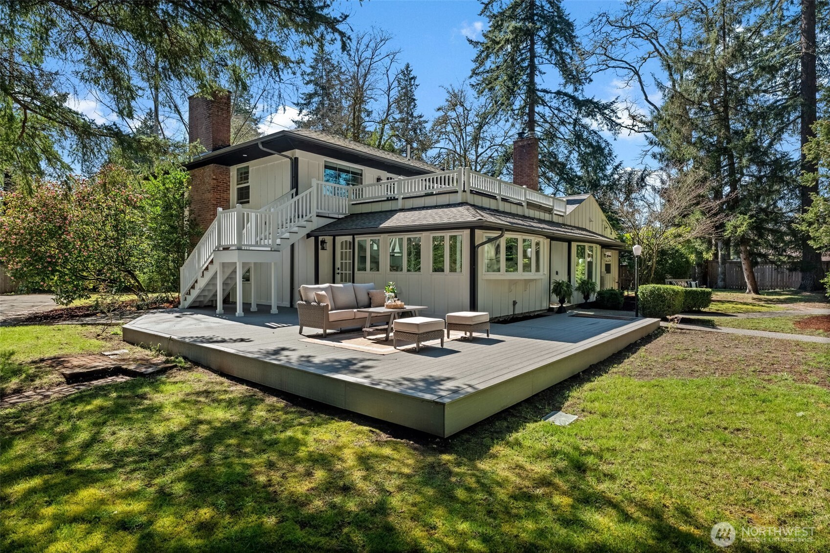 12321 Interlaaken Drive SW