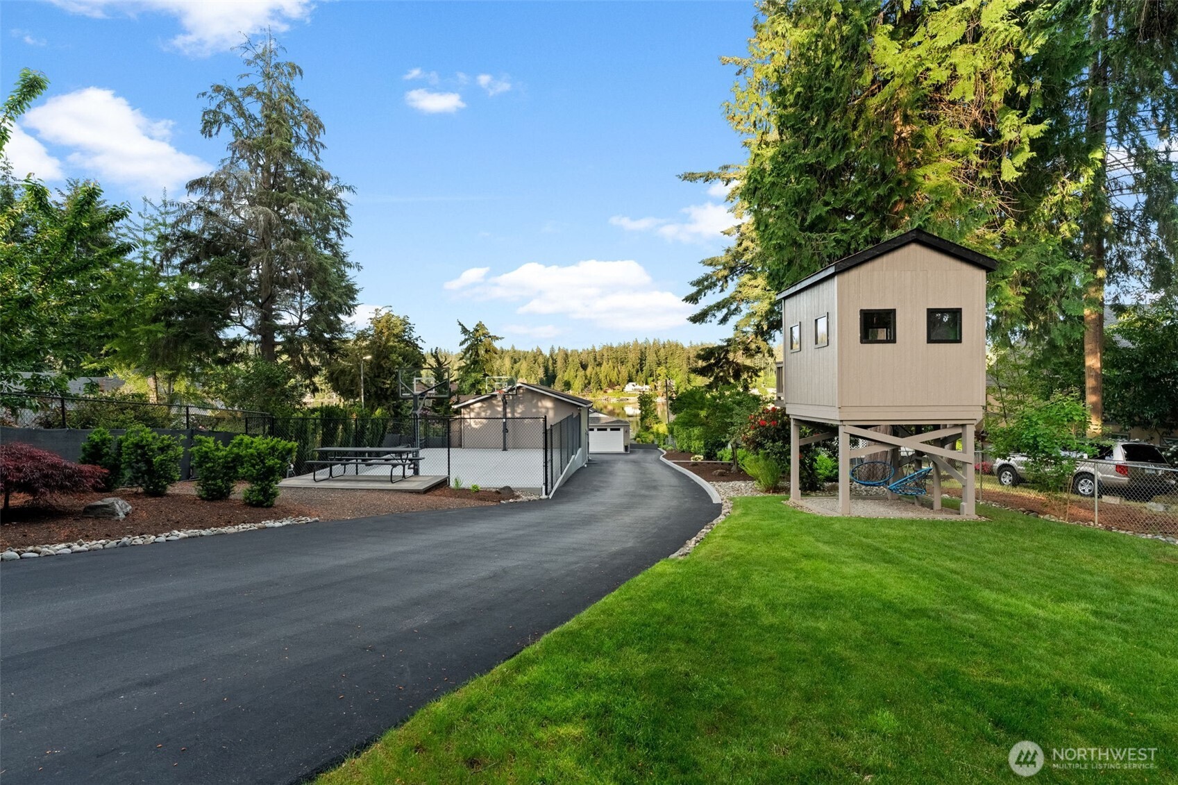 4221 Forest Beach Drive NW