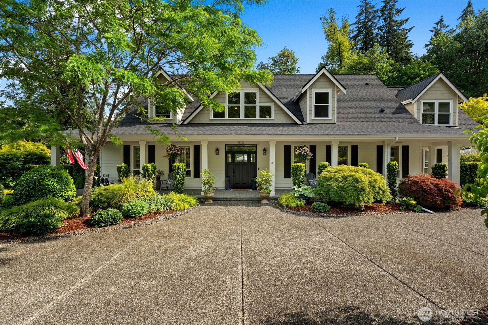 10114 Crescent Valley Drive
