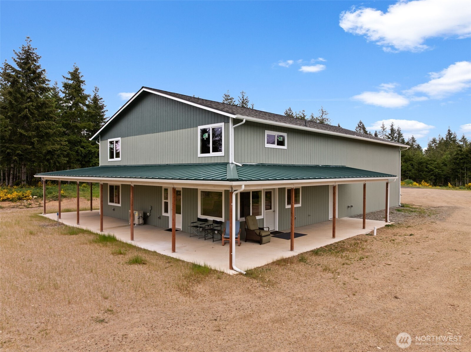 1363 E Crestview Drive