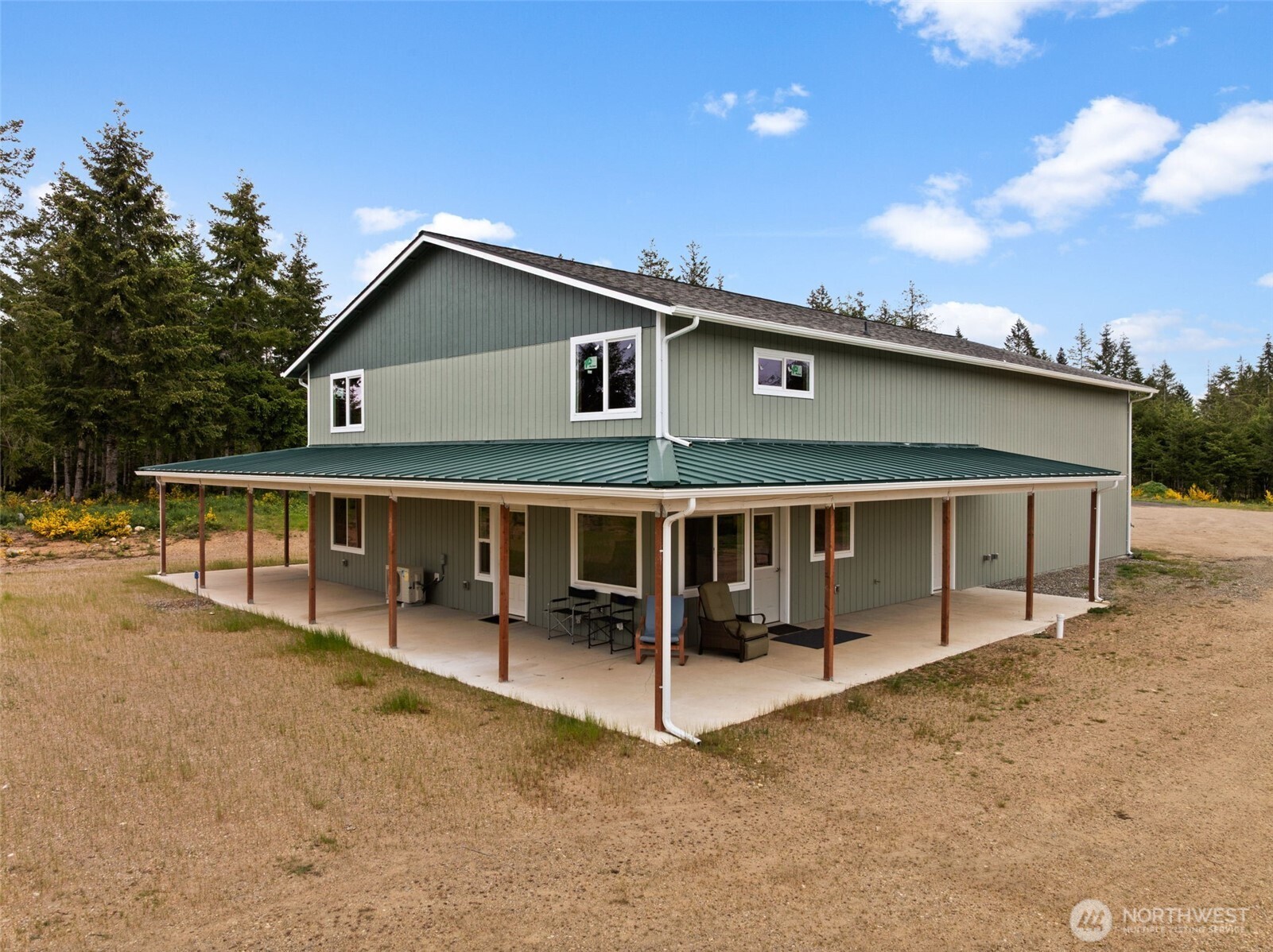 1363 E Crestview Drive
