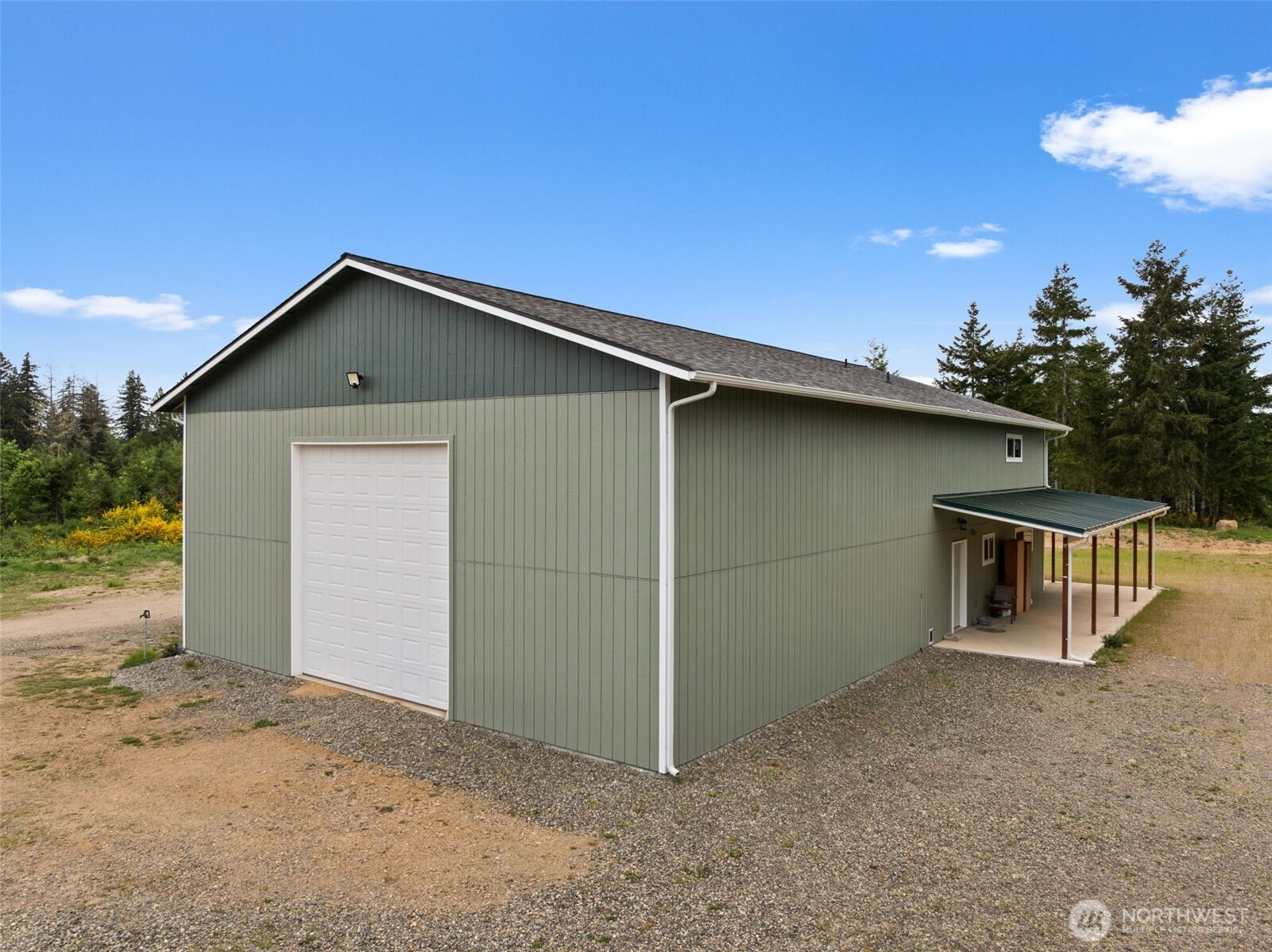 1363 E Crestview Drive