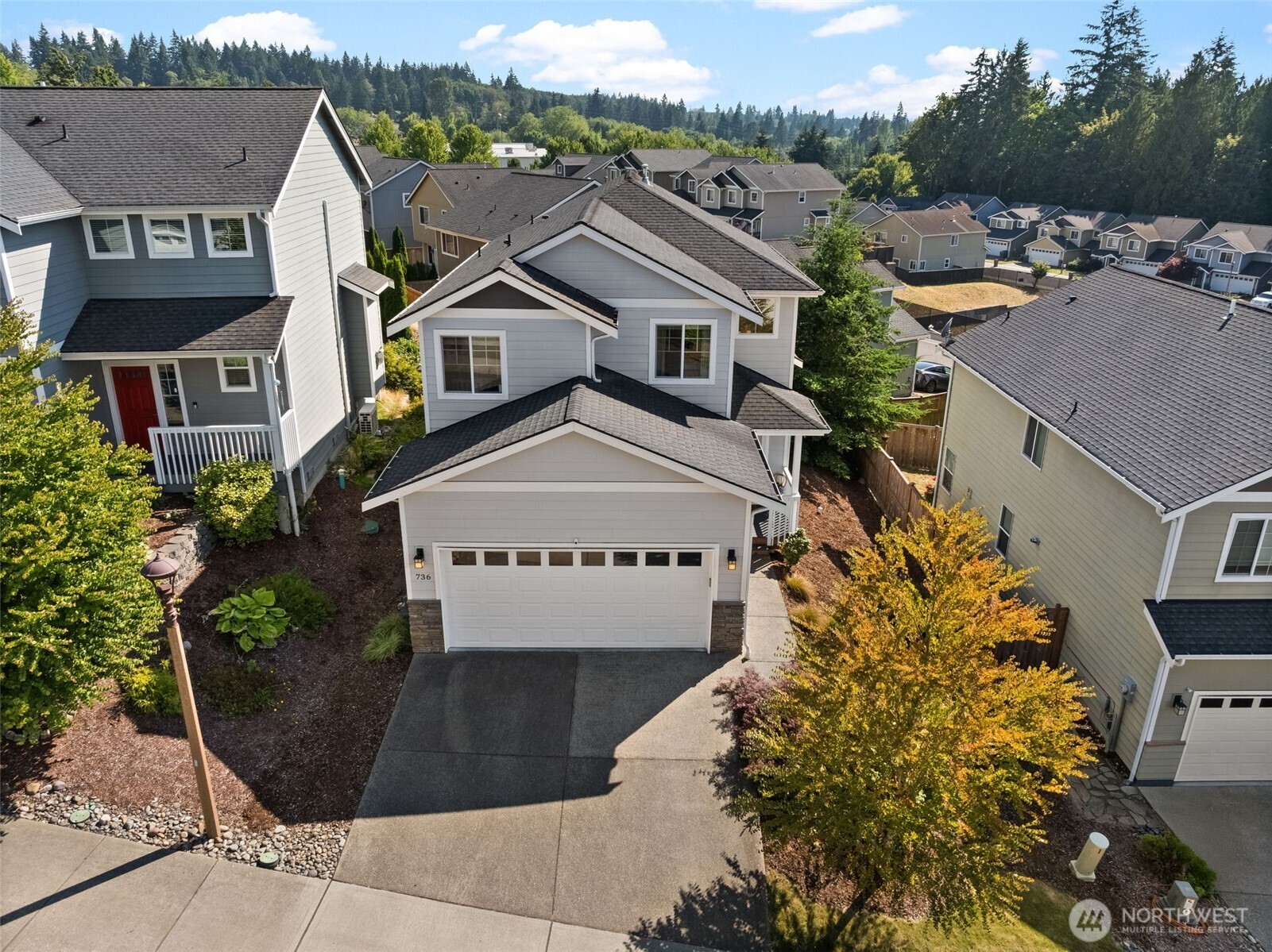 736 Freedom Court SE