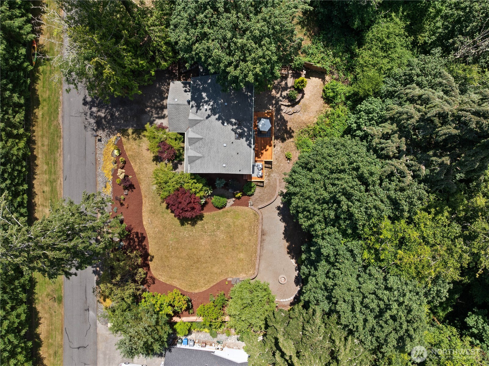 5014 Willow Lane NW