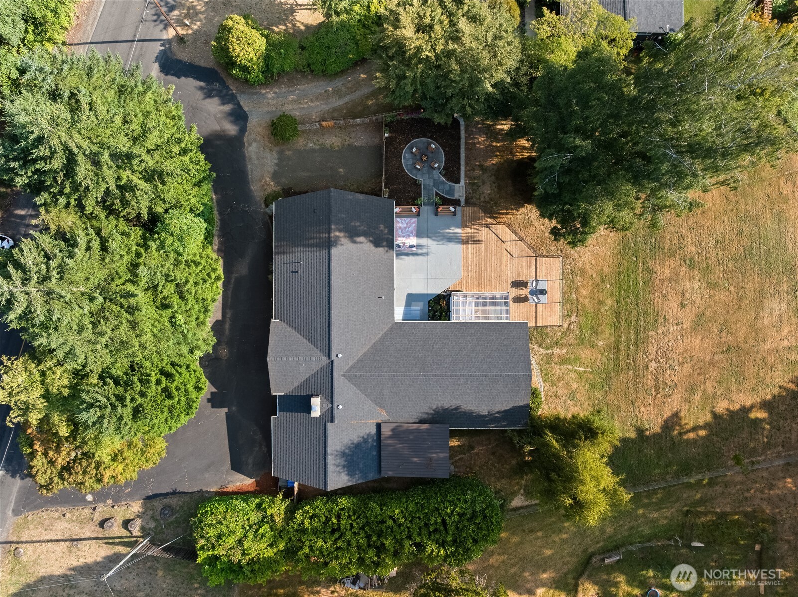 8520 David Day Drive NW