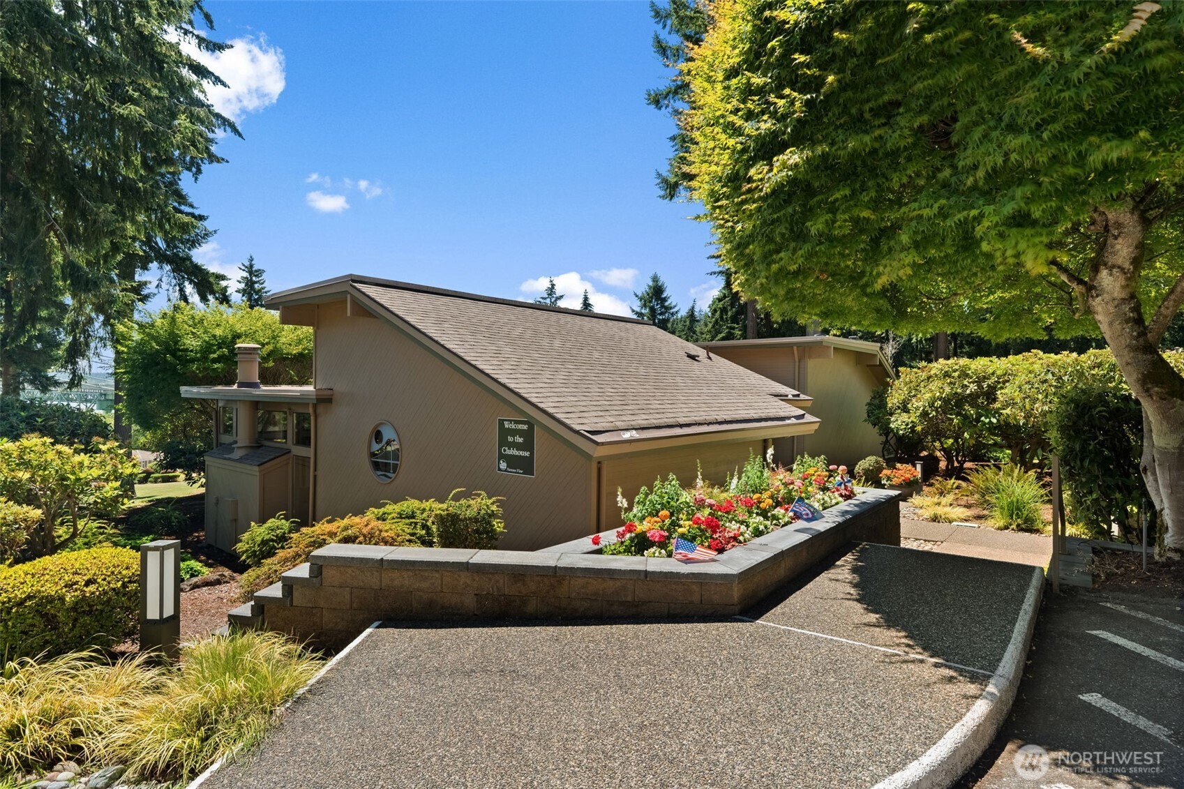 2023 Narrows View Circle NW Unit: B214