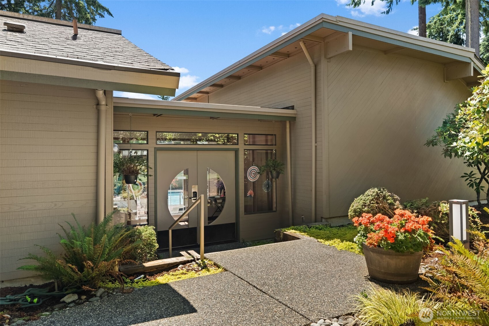 2023 Narrows View Circle NW Unit: B214