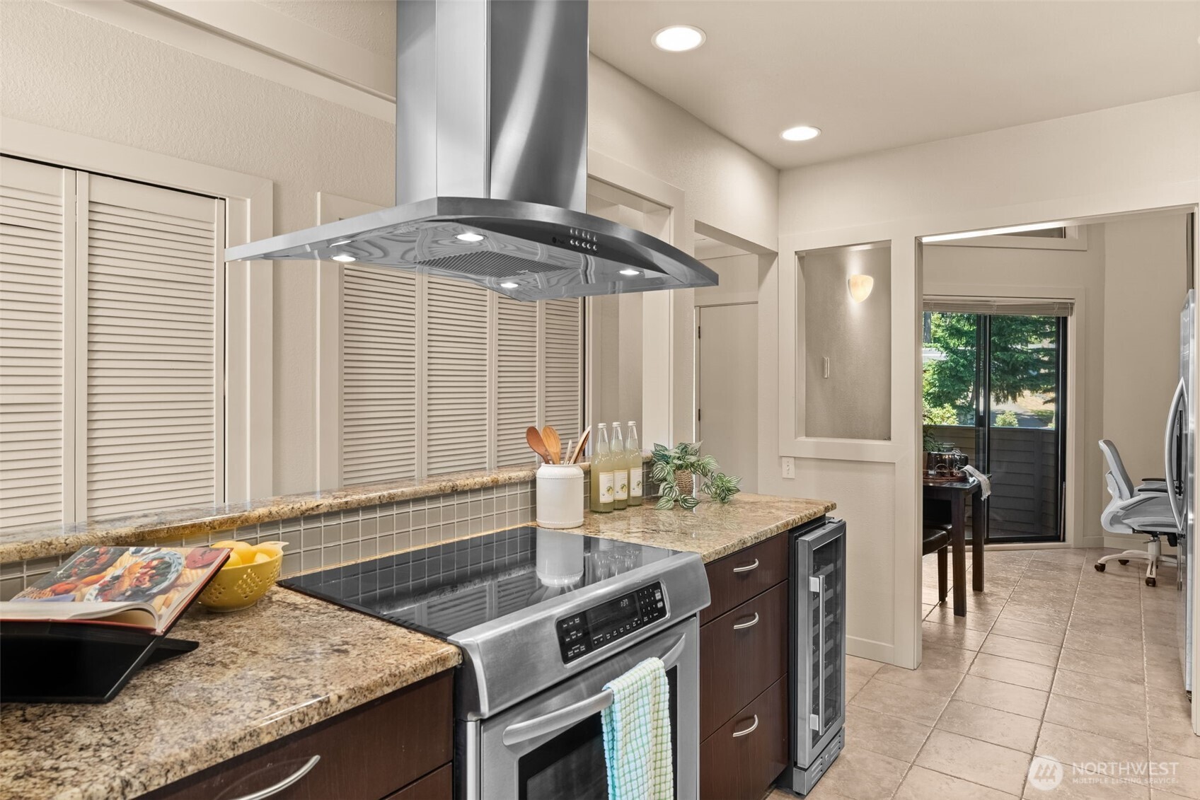 2023 Narrows View Circle NW Unit: B214