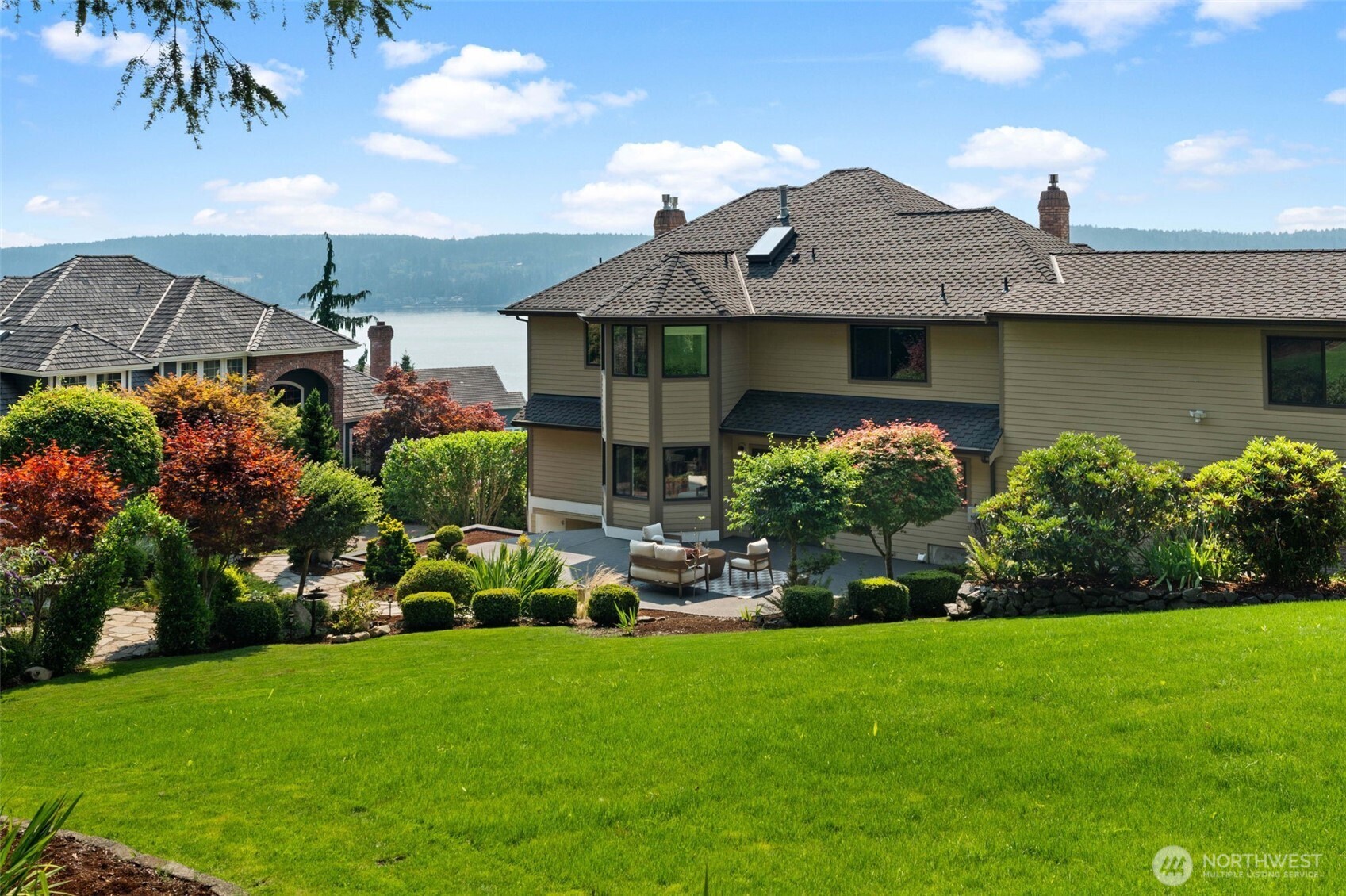 21 33rd Avenue Ct NW