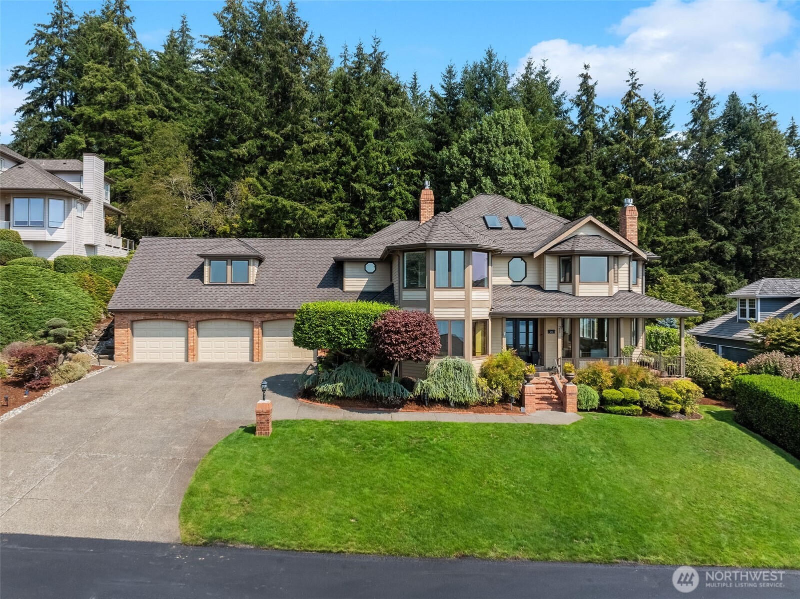 21 33rd Avenue Ct NW