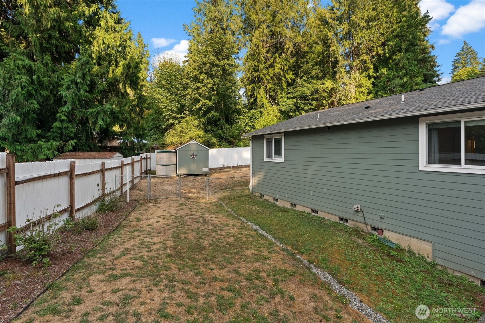 114 Madrona Drive NW