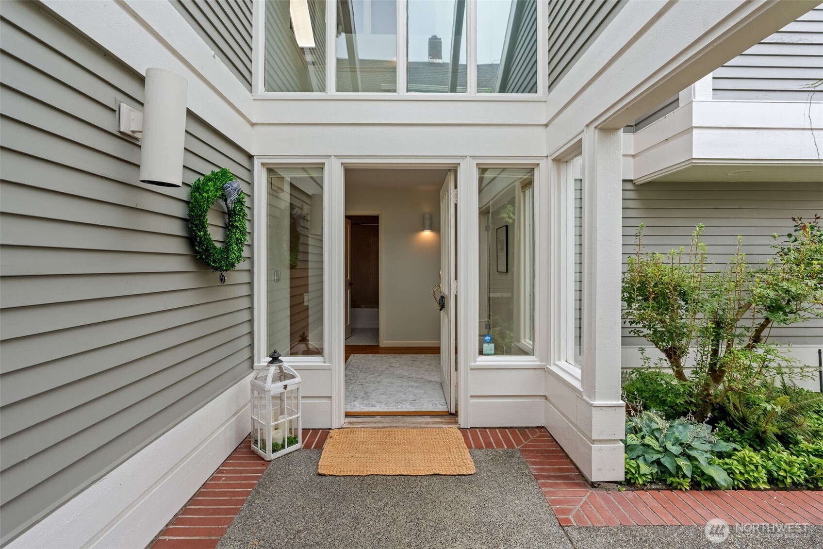 3507 Harborview Drive Unit: 4