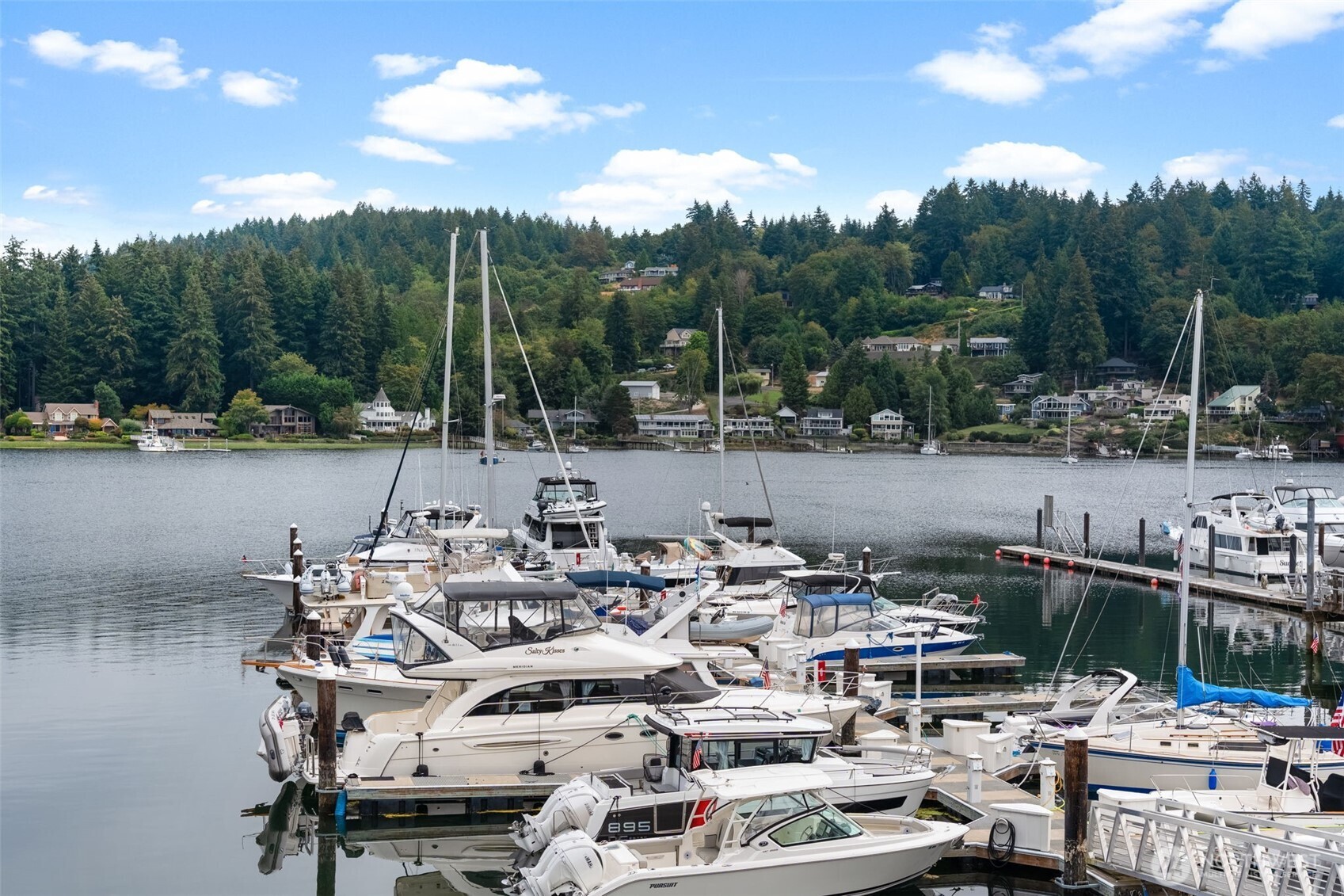 3507 Harborview Drive Unit: 4