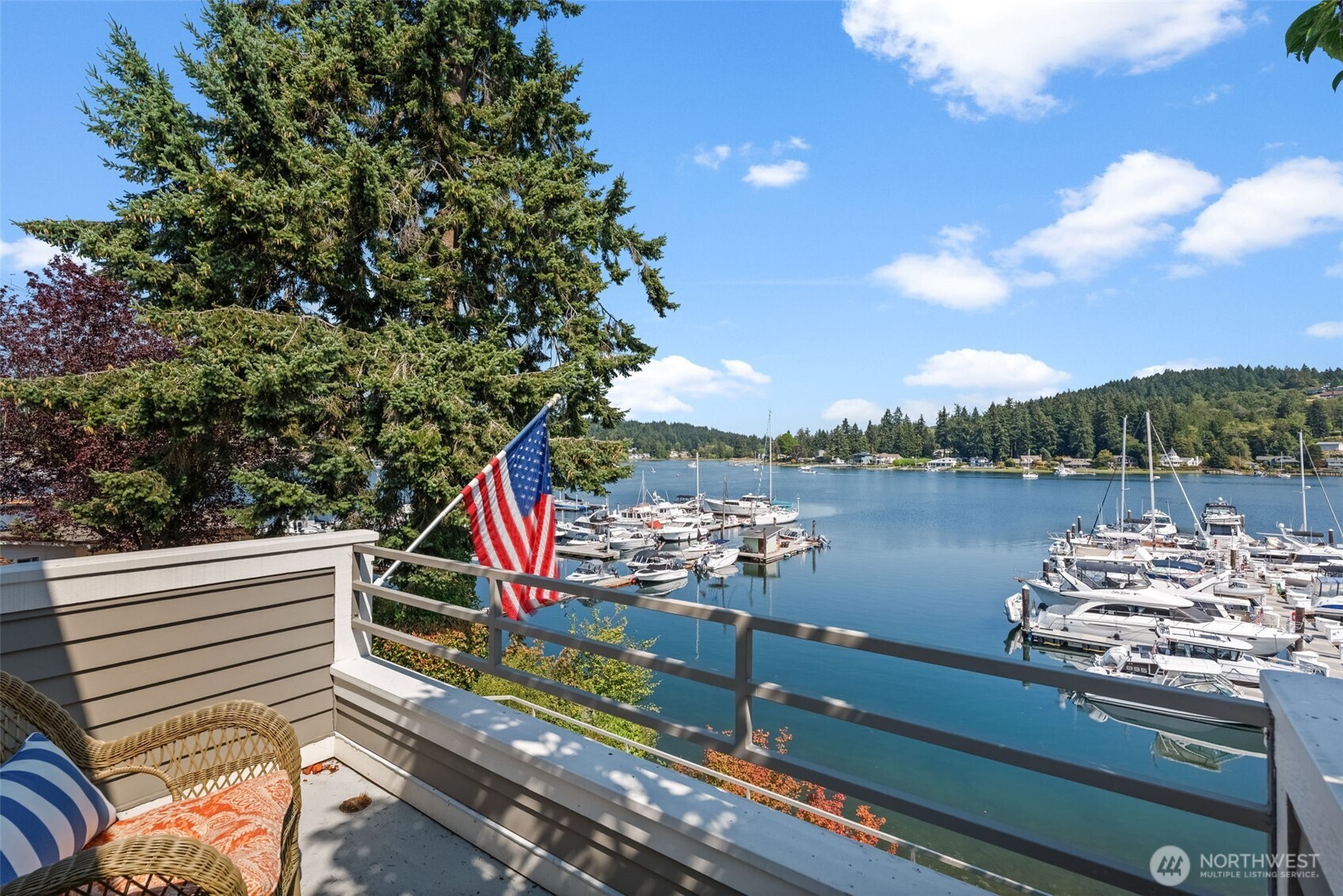 3507 Harborview Drive Unit: 4