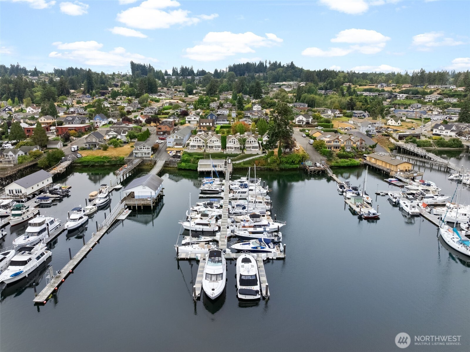 3507 Harborview Drive Unit: 4