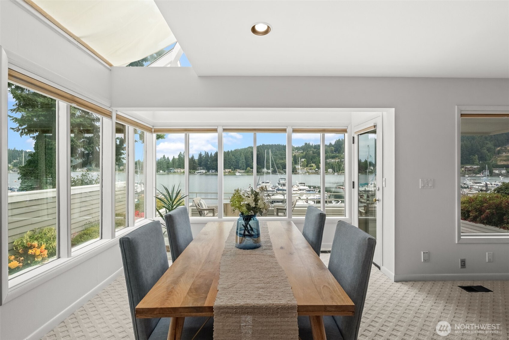 3507 Harborview Drive Unit: 4