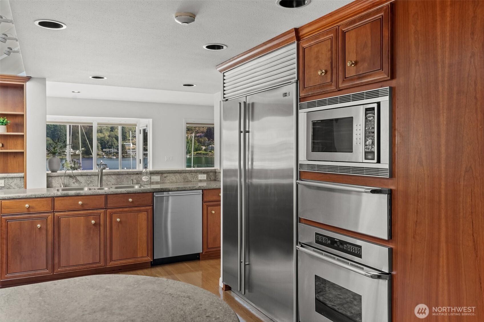 3507 Harborview Drive Unit: 4