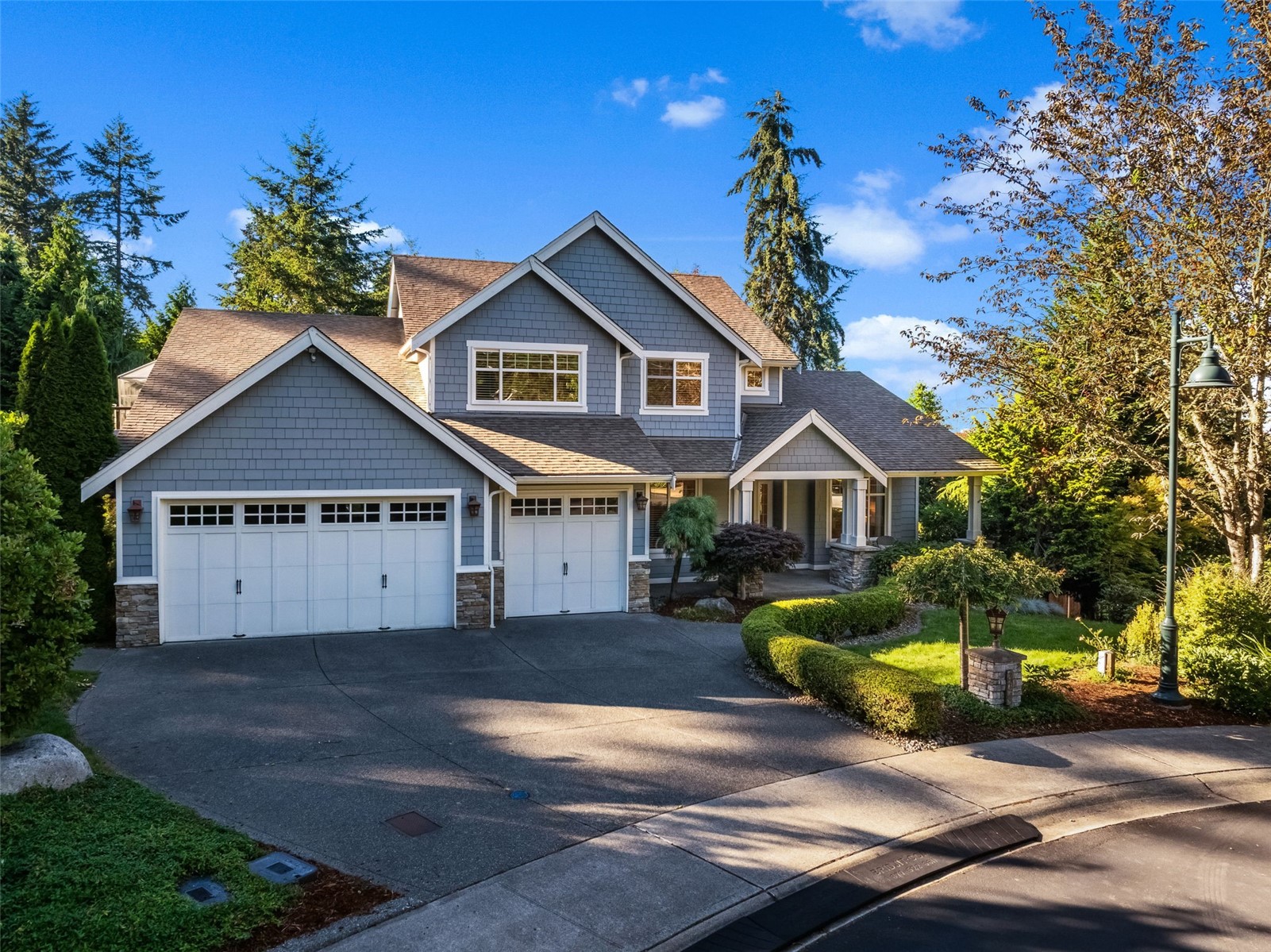 904 7th Court