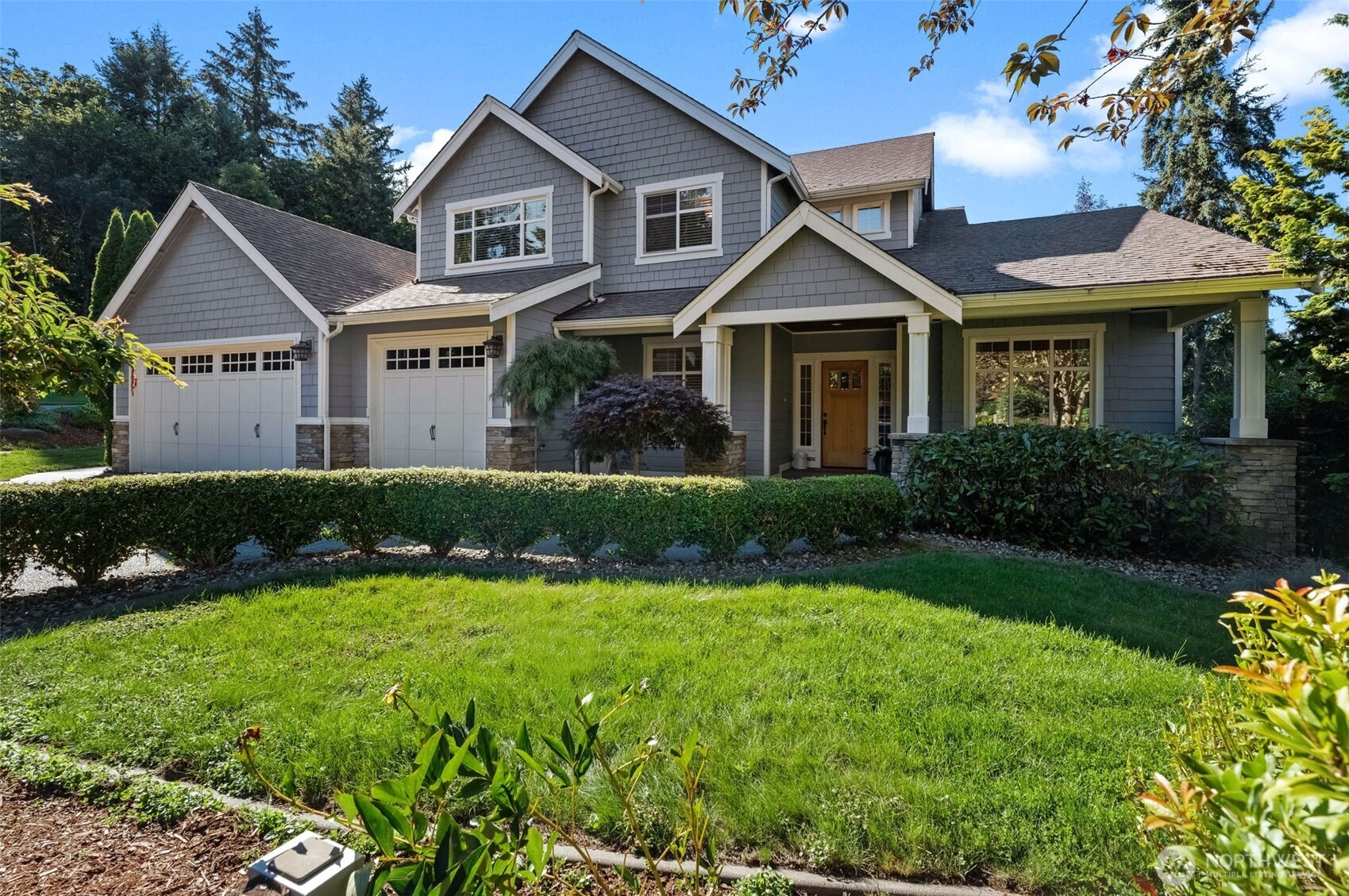 904 7th Court