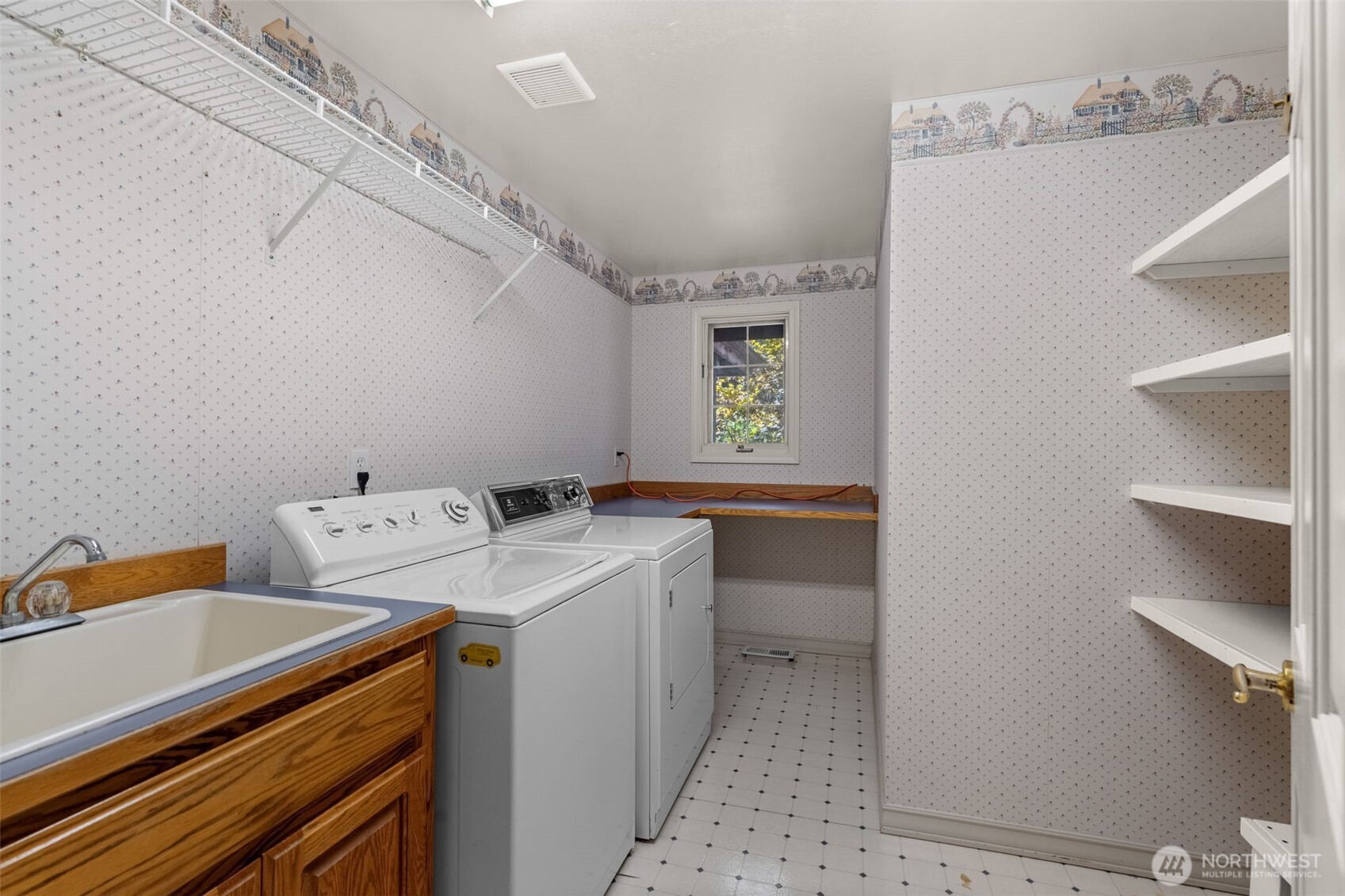 4606 131st Street Ct NW