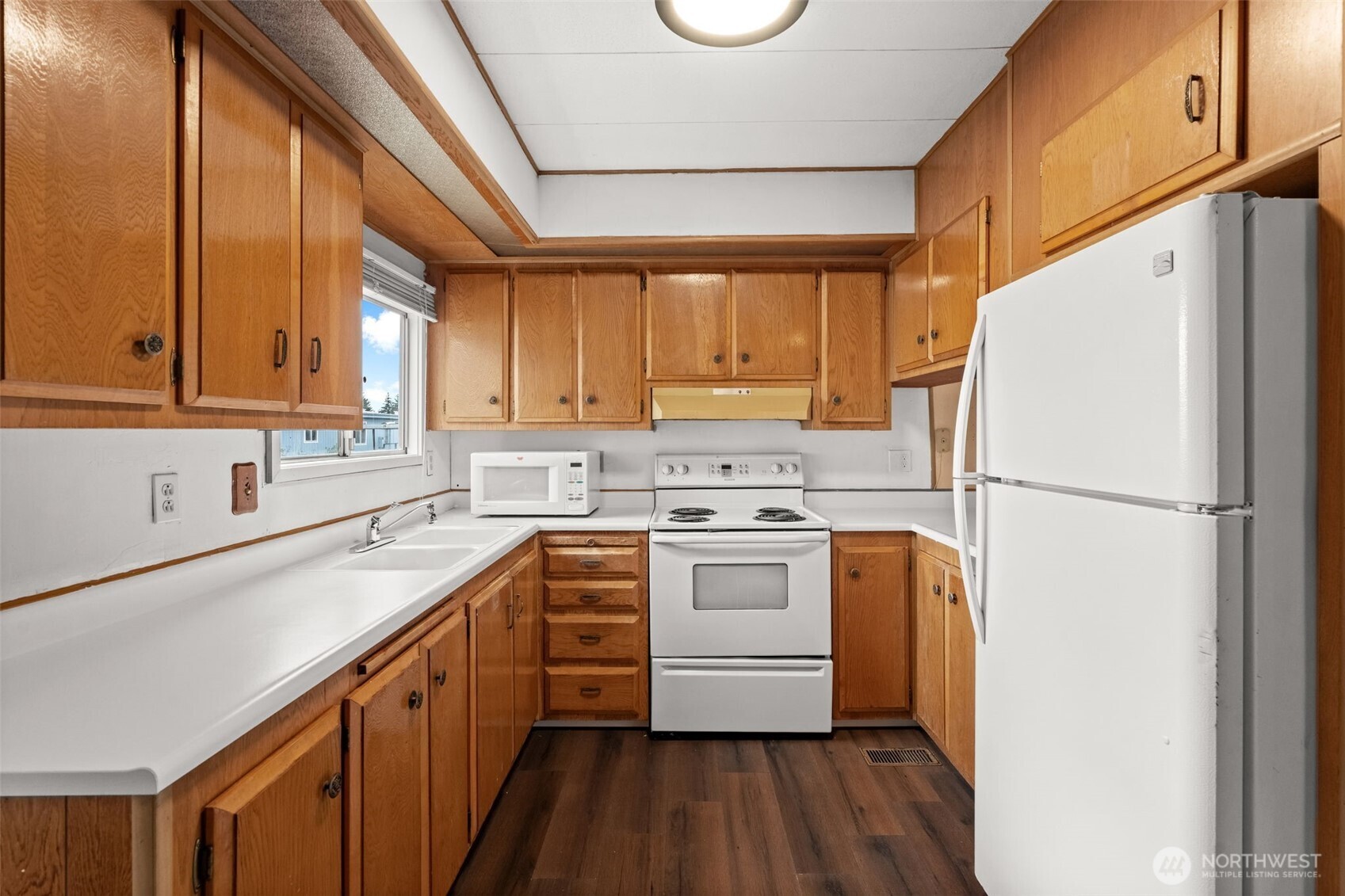 3702 Hunt Street Unit: 32