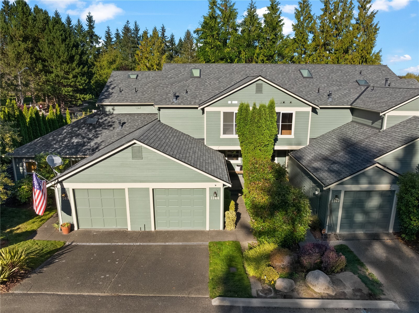 1144 NW Windy Beach Lane