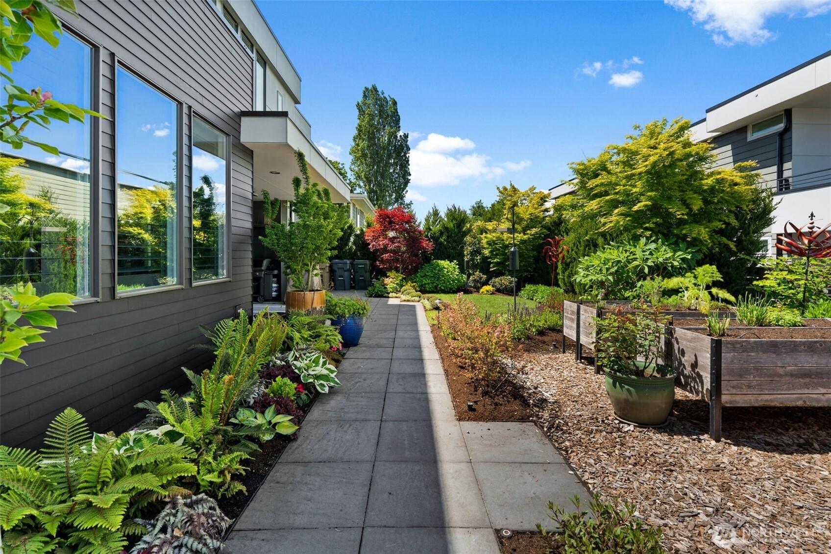 5101 N 49th Street