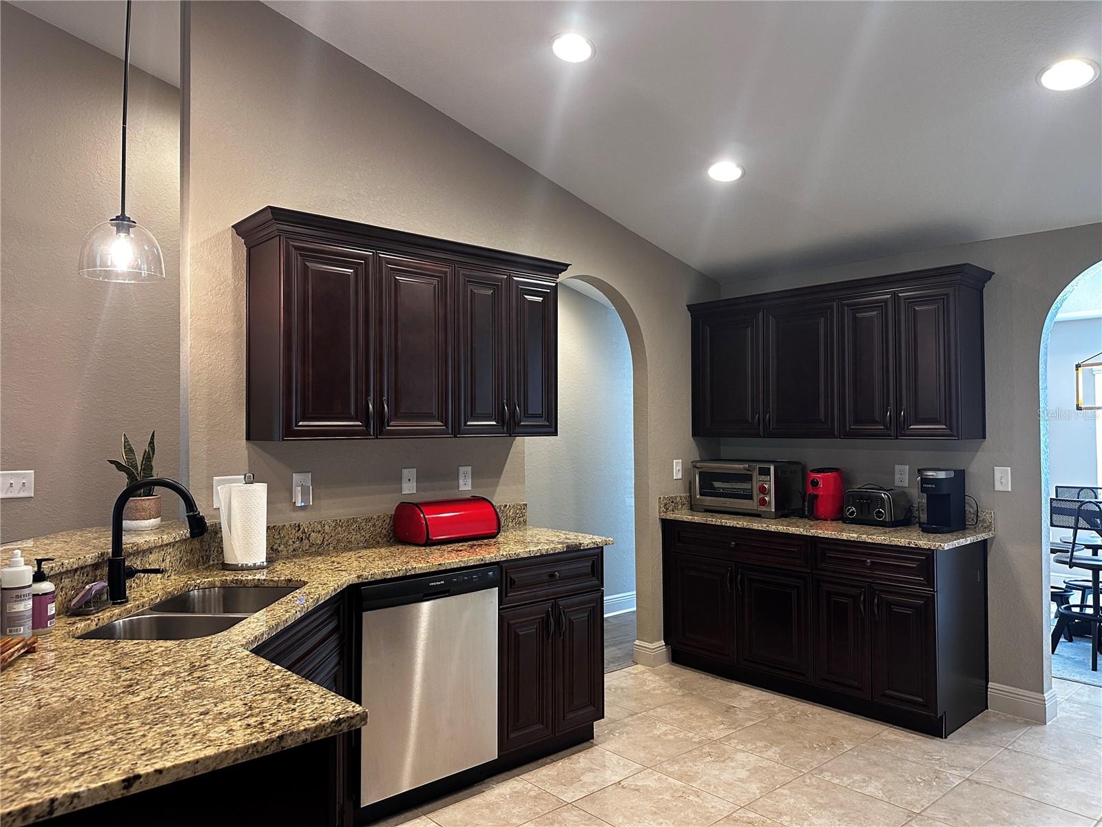5990 NW 60TH TER