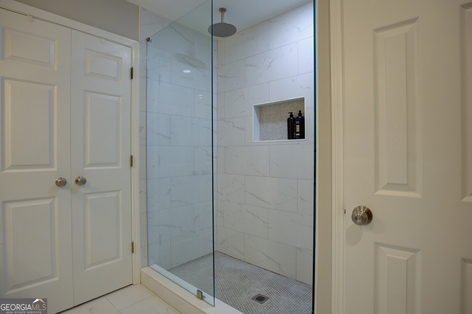 2348 Radbury Lane