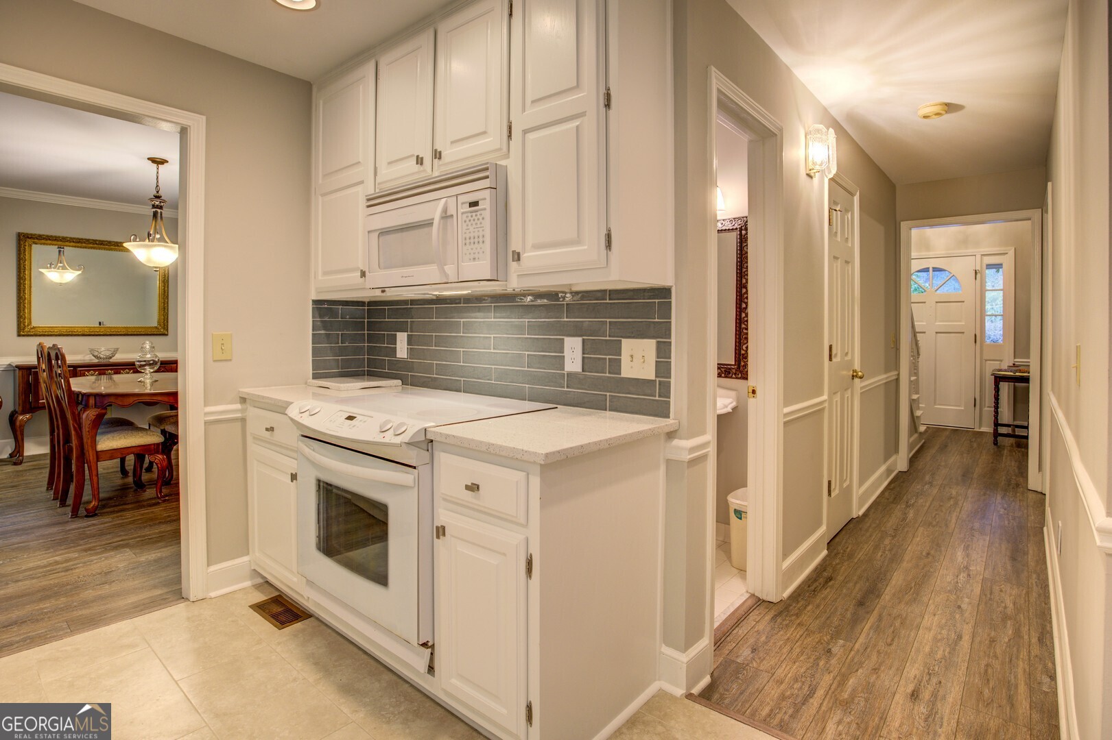 2348 Radbury Lane