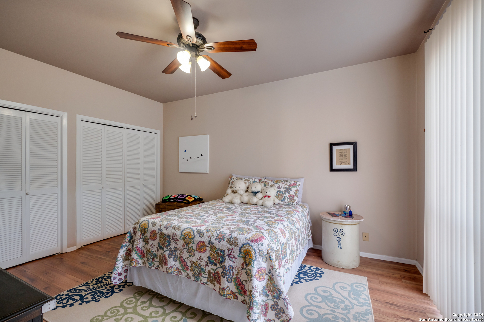 3678 HIDDEN DR Unit: 2402