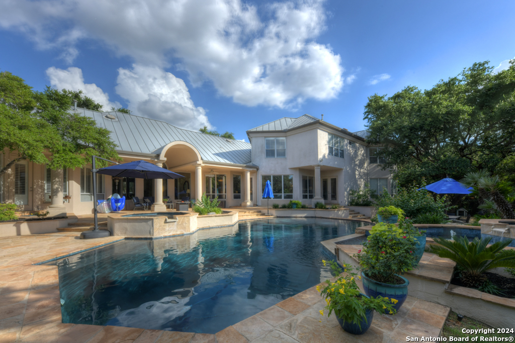 11 SANCTUARY DR
