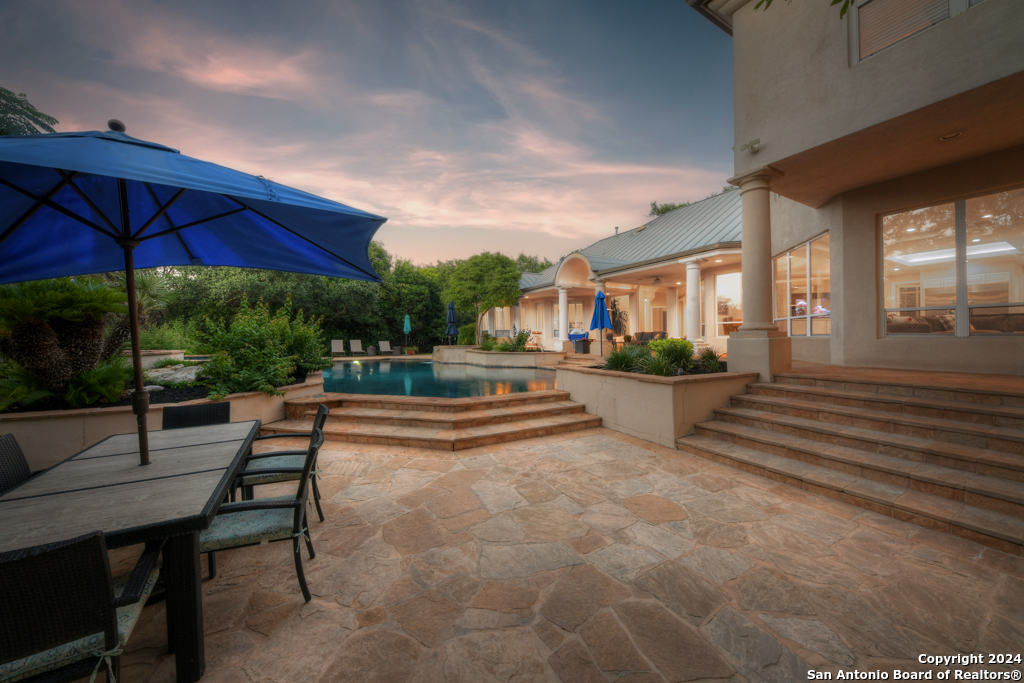 11 SANCTUARY DR