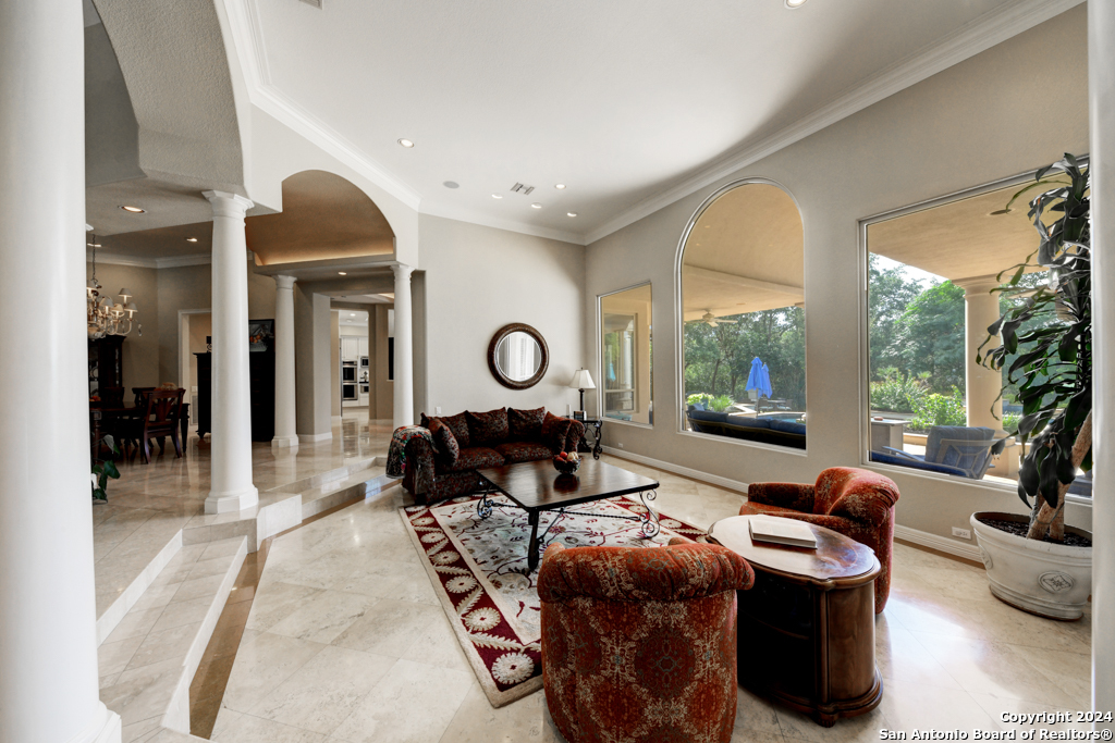 11 SANCTUARY DR