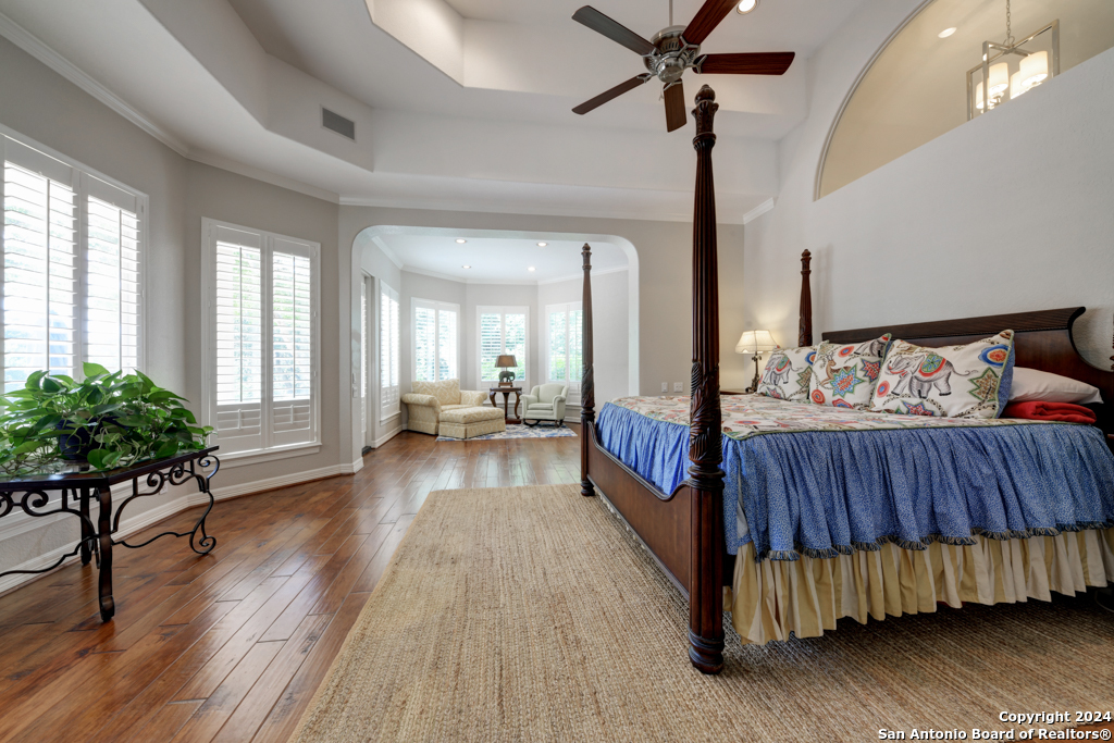 11 SANCTUARY DR