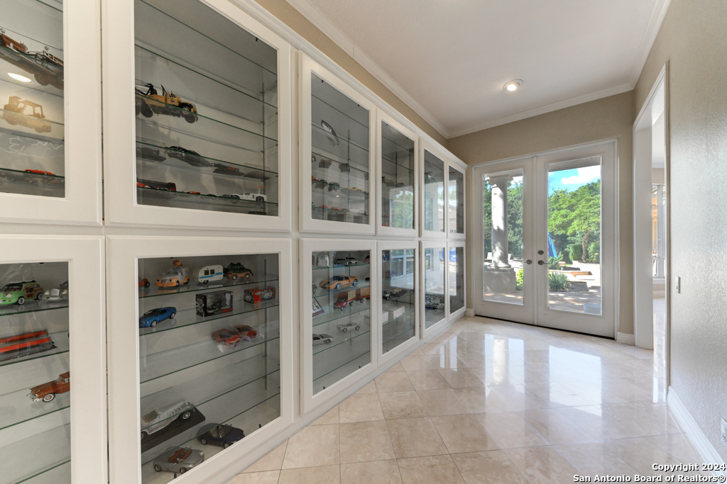 11 SANCTUARY DR