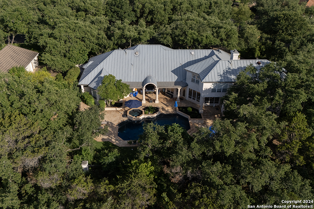 11 SANCTUARY DR