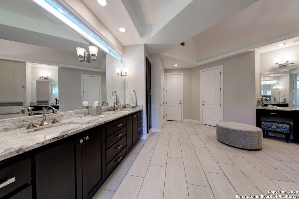 11 SANCTUARY DR