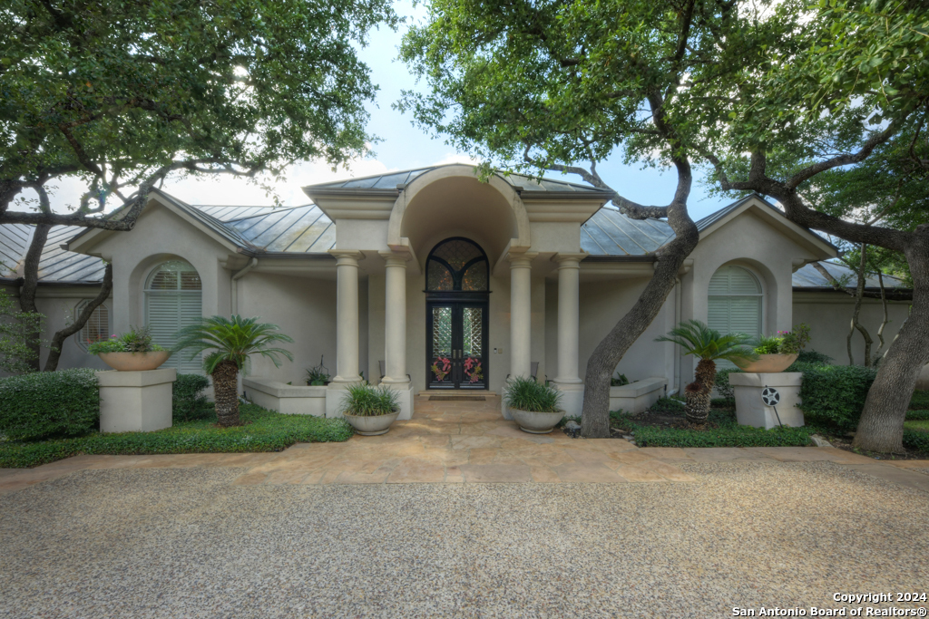 11 SANCTUARY DR