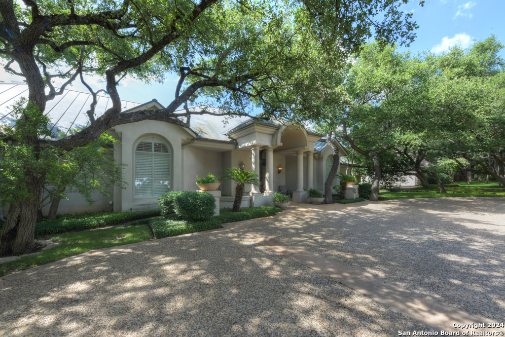 11 SANCTUARY DR