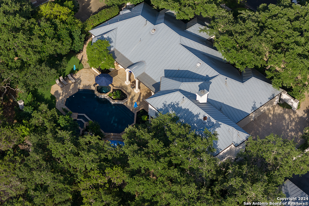 11 SANCTUARY DR