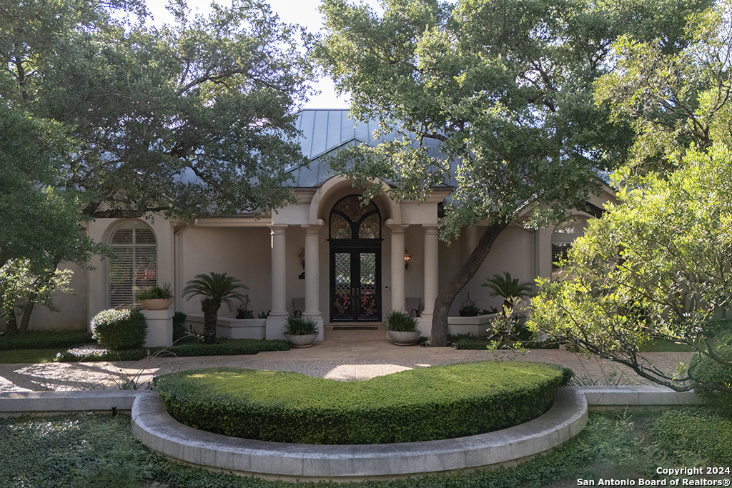 11 SANCTUARY DR