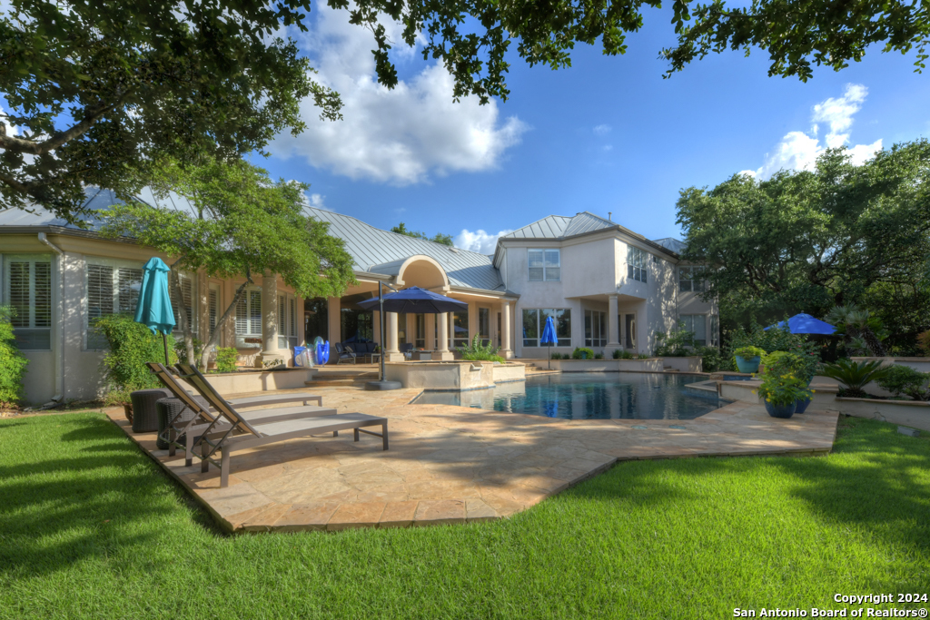 11 SANCTUARY DR
