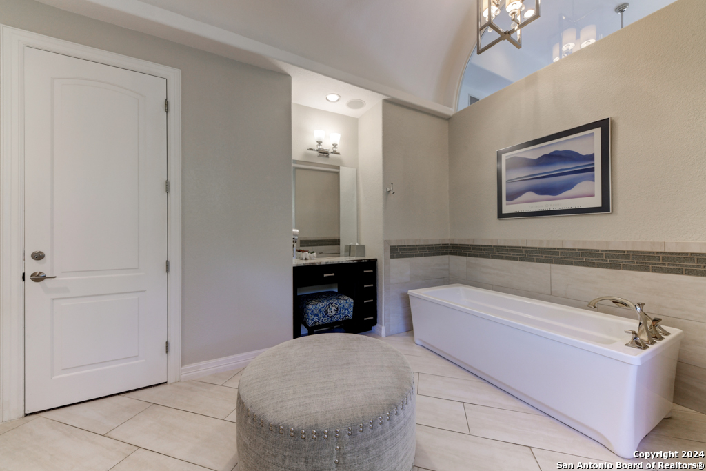 11 SANCTUARY DR
